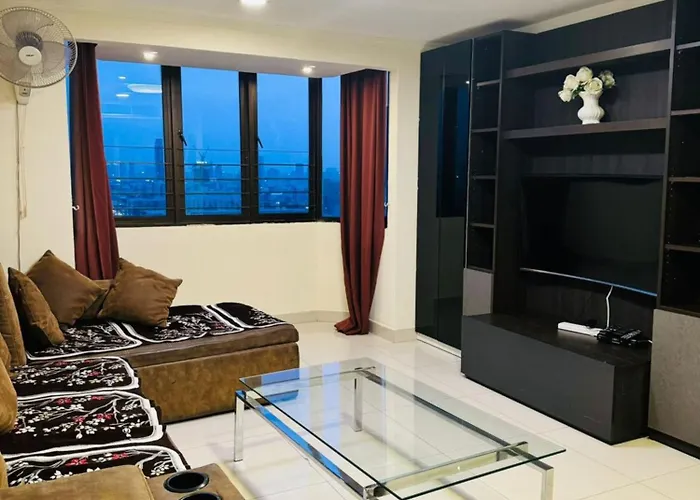 Spacious 1,2 & 3 Bedroom Serviced Omni - Nana Bts Bangkok