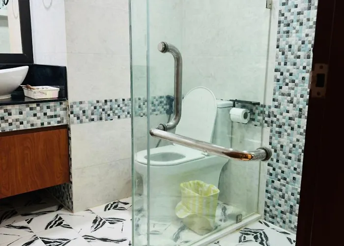 Apartment Spacious 1,2 & 3 Bedroom Serviced Omni - Nana Bts