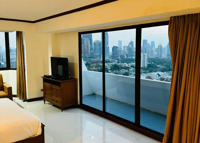 Spacious 1,2 & 3 Bedroom Serviced Omni - Nana Bts Apartment Bangkok