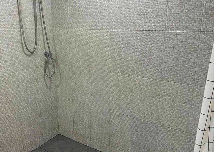 Spacious 1,2 & 3 Bedroom Serviced Omni - Nana Bts
