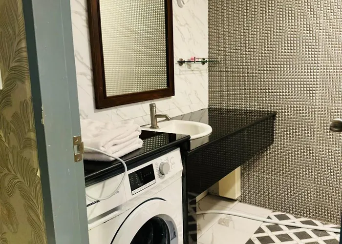 Spacious 1,2 & 3 Bedroom Serviced Omni - Nana Bts Bangkok