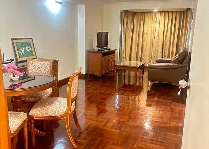 Spacious 1,2 & 3 Bedroom Serviced Omni - Nana Bts Apartment *