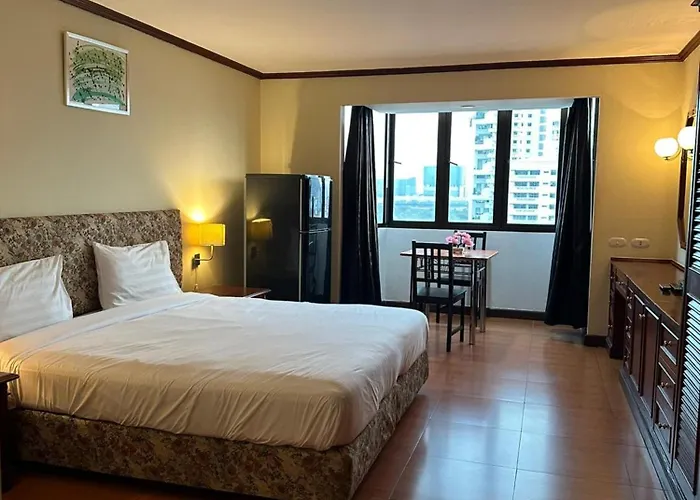 Spacious 1,2 & 3 Bedroom Serviced Omni - Nana Bts