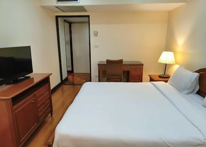 Apartment Spacious 1,2 & 3 Bedroom Serviced Omni - Nana Bts Bangkok