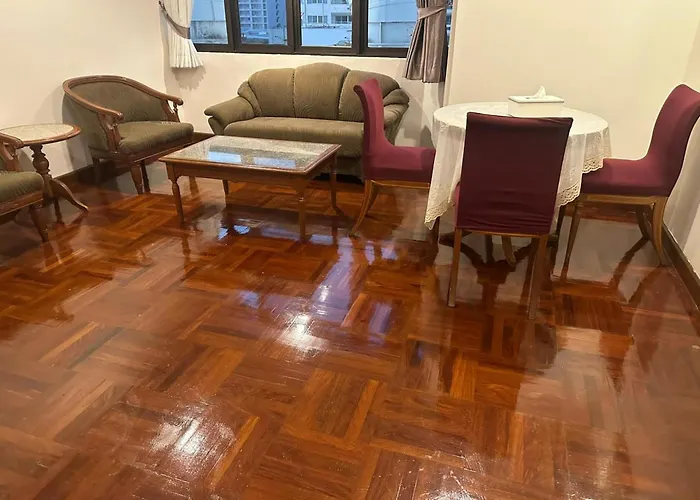 Spacious 1,2 & 3 Bedroom Serviced Omni - Nana Bts * Bangkok