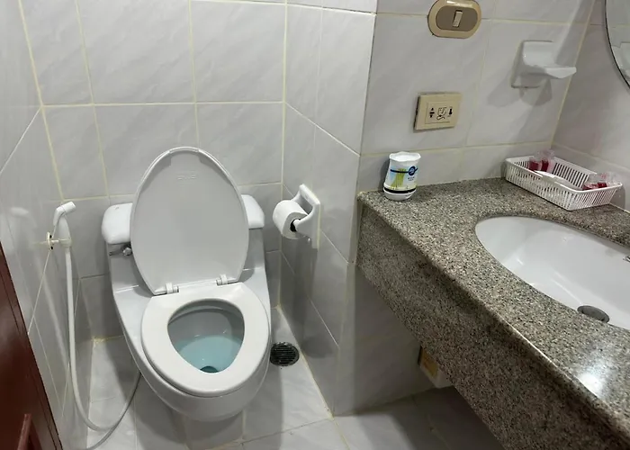 Apartment Spacious 1,2 & 3 Bedroom Serviced Omni - Nana Bts
