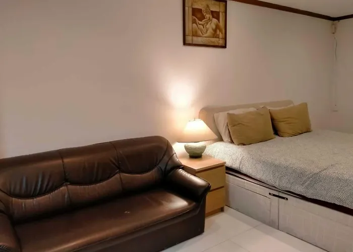Apartment Spacious 1,2 & 3 Bedroom Serviced Omni - Nana Bts *