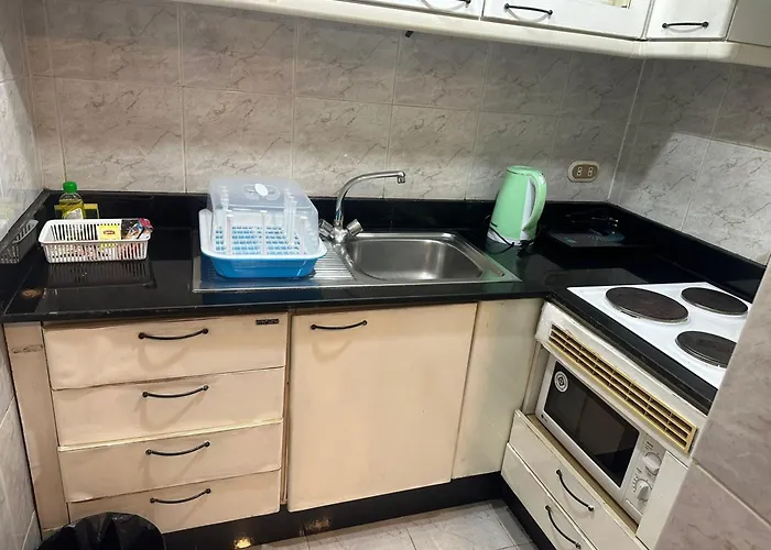 Spacious 1,2 & 3 Bedroom Serviced Omni - Nana Bts Apartment